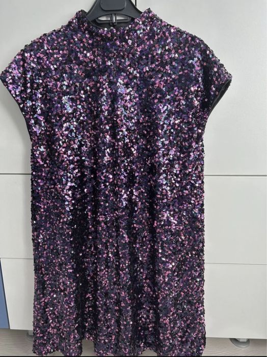 Rochie cu paiete Zara