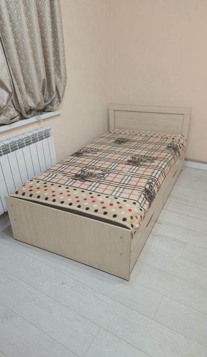 Модульный спальный гарнитур (Кровать, шкаф, стол, тумбы) — Состояние о