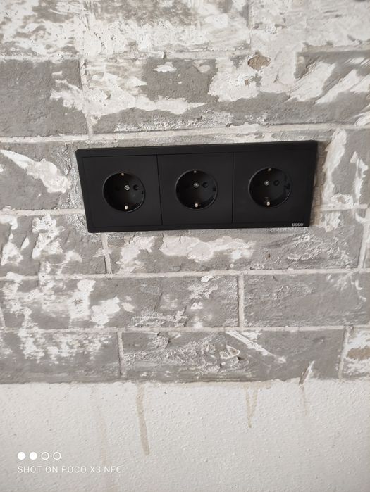 Услуги электрика.