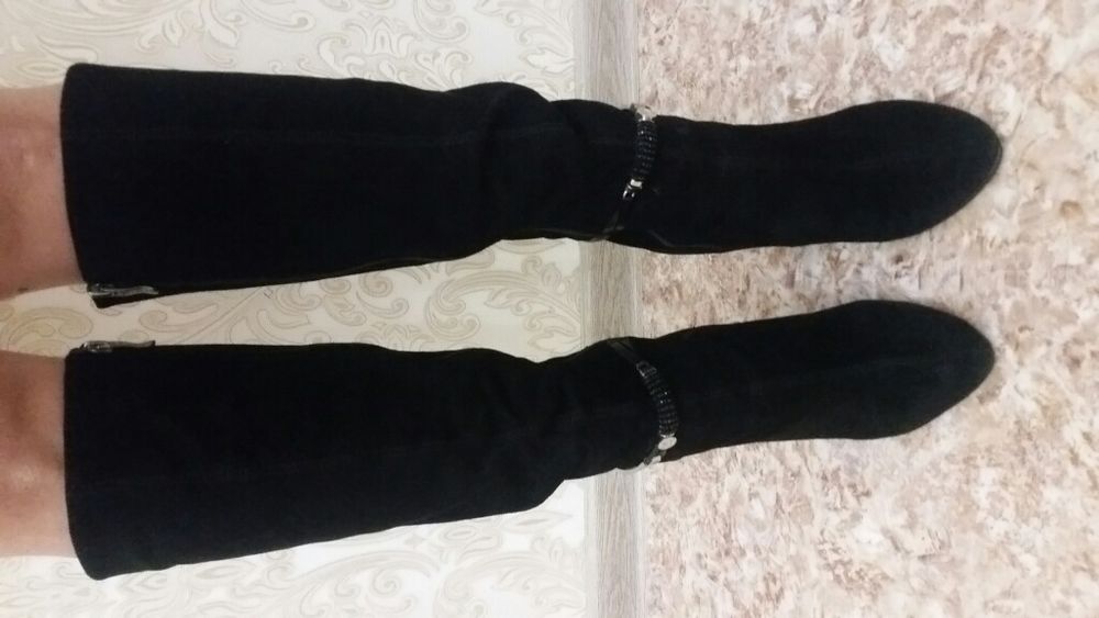 Продам зимние сапоги