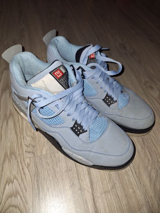Jordan 4 unc blue