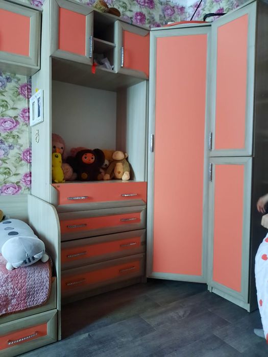 Спальный гарнитур