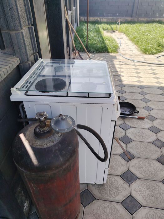 Электро газовая плита