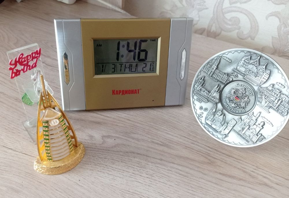 Продам сувениры из разных городрв