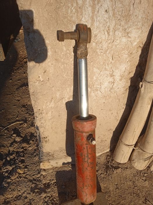 Silindir sotiladi xolati yaxshi narxi 500 ming so'm