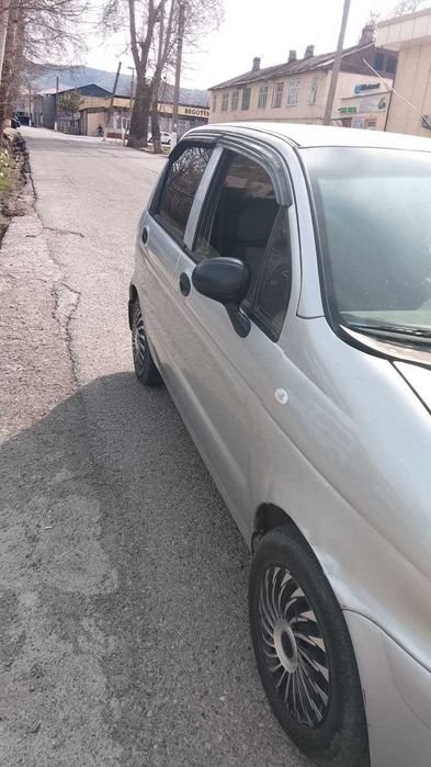 Матиз 2010-йил  гази бор. 4 та янги диска. 4 та янги балон