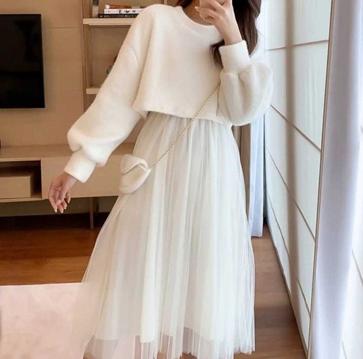 Продам платья разные