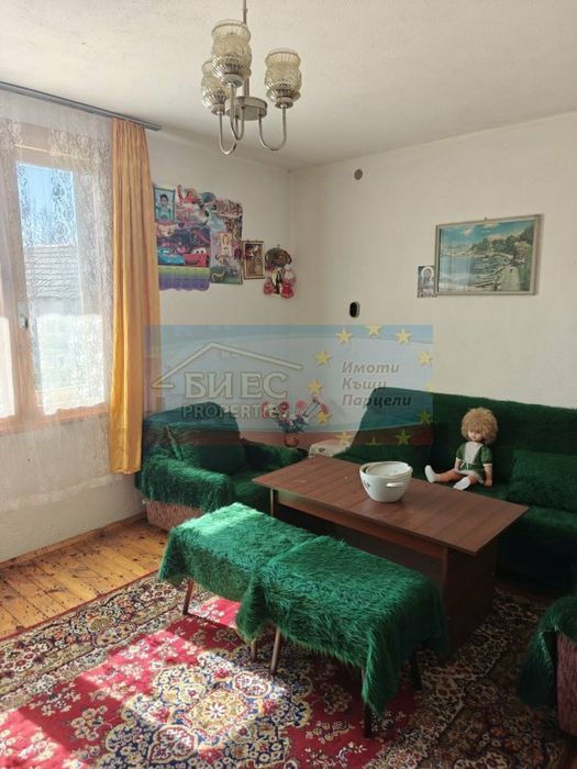 Къща в с. Глоговица