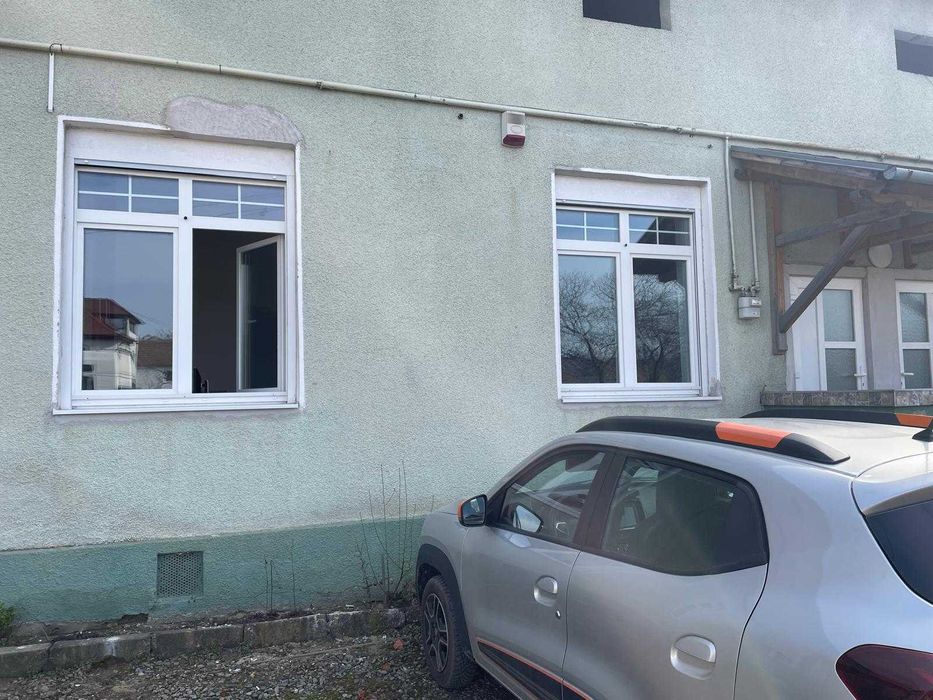 Spatiu ptr birouri de inchiriat ca. 65mp , zona semicentrala Medias