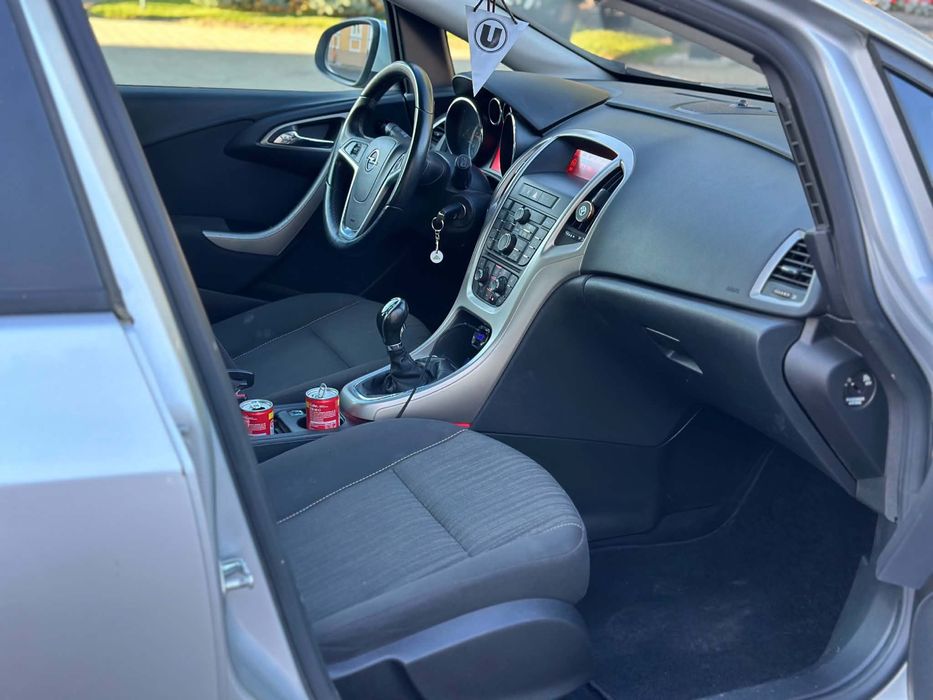 OPEL Astra 2011 — imagine 5