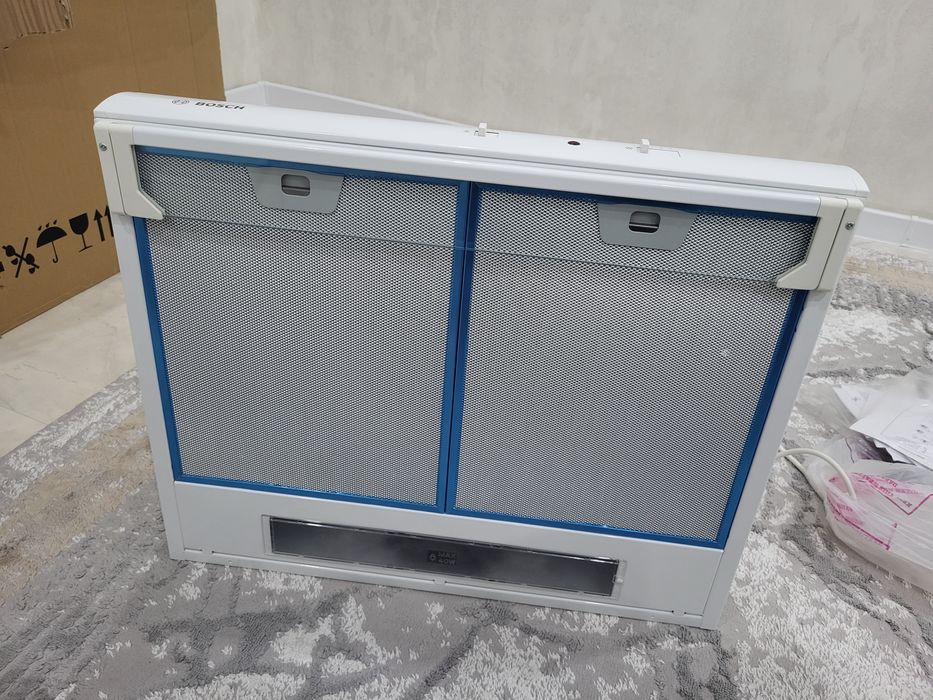 Вытяжка новая Bosch