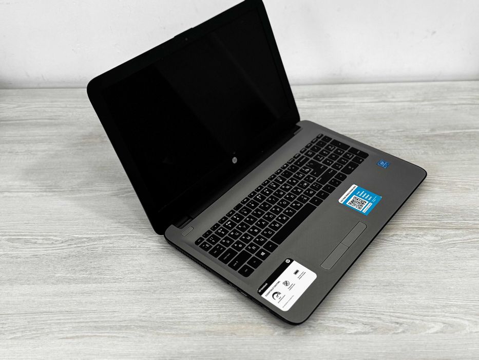 Ноутбук HP / Intel Pentium N3700 / 500GB HDD