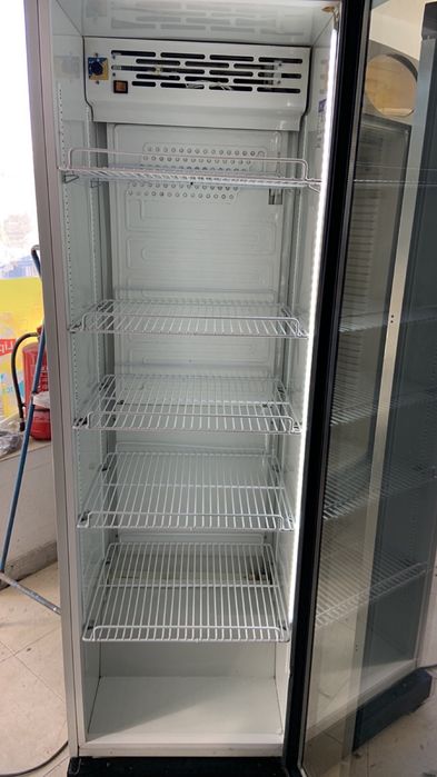 Хладилна витрина UBC GROUP