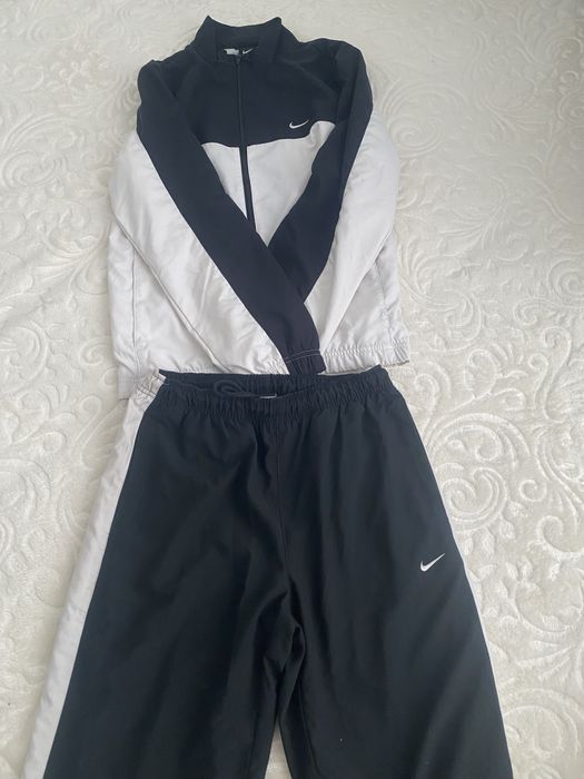 Nike екипи С размер