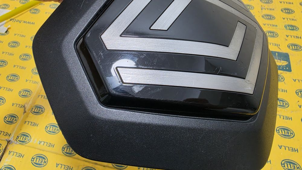 Emblema sigla grila masca radiator Renault 628906478R