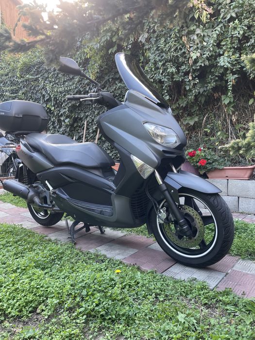 Yamaha X Max 125