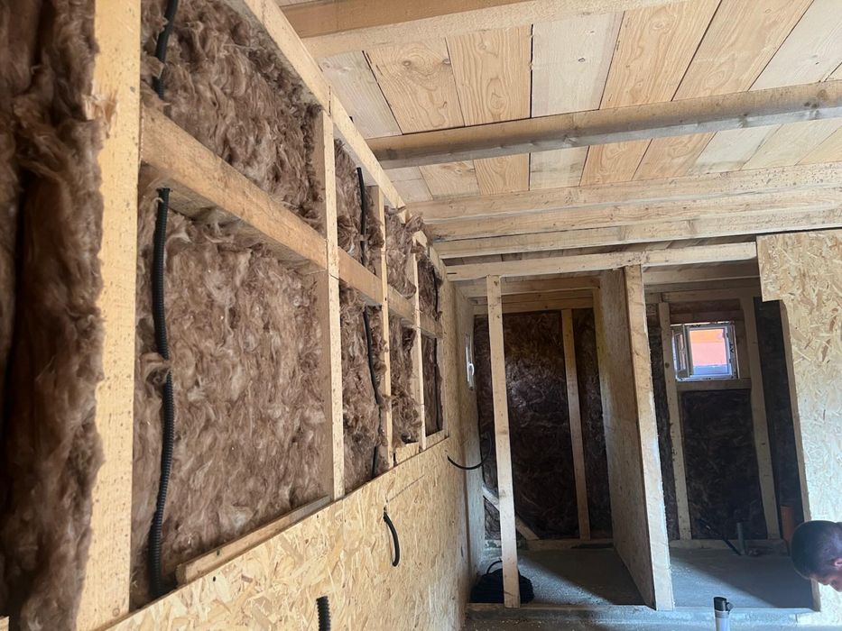 Containere, strcuturi metalice, casute