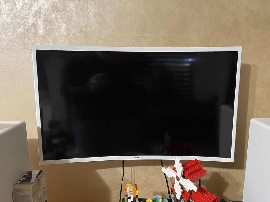 Monitor Samsung Cubat