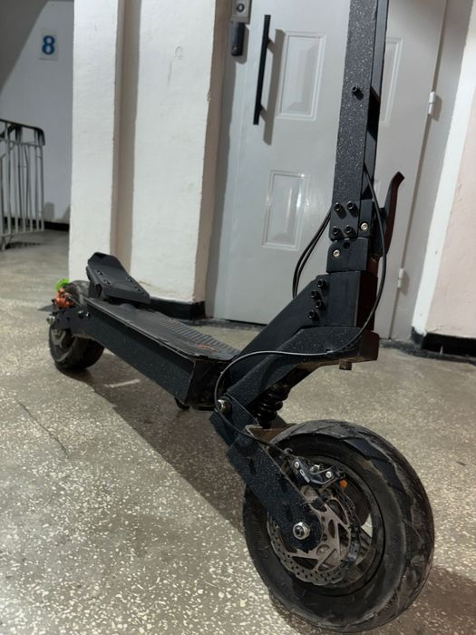 Trotinetă KUKIRIN G4