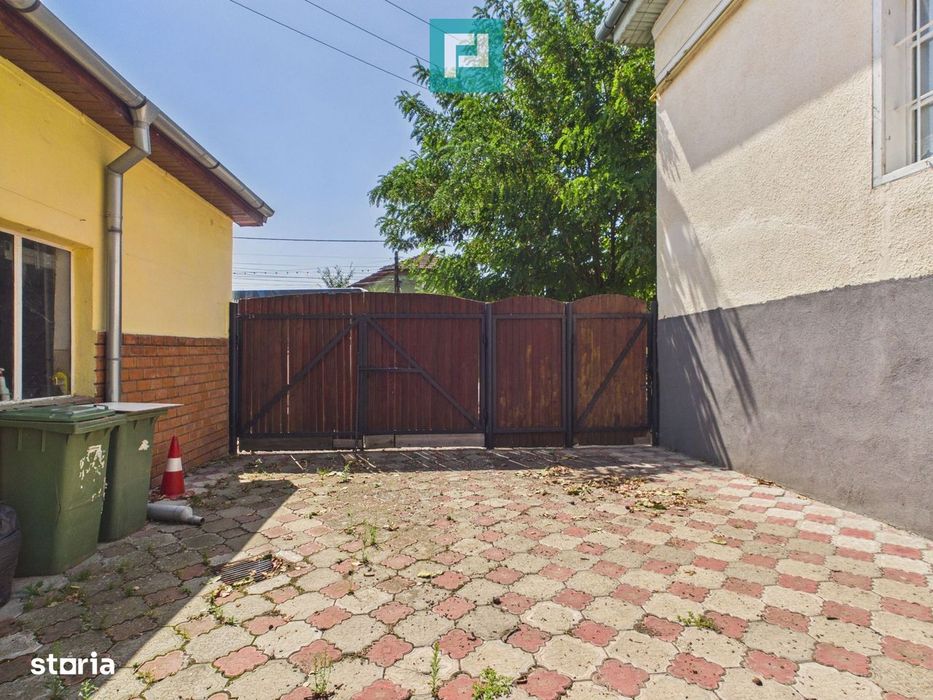 Casă 3 camere, garaj+Spațiu Comercial în Freidorf
