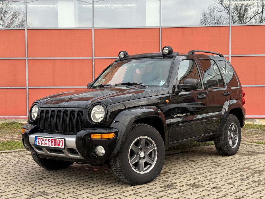 Jeep Cherokee KJ RENEGADE•2.8 CRD 150CP Automat•4x4 mic/mare•Clima•Full Option