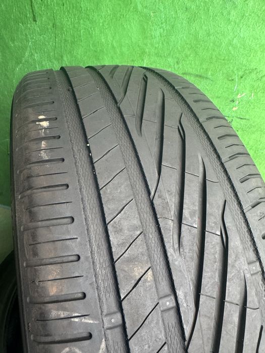 Шины 255/40 R21 102Y Uniroyal из Германии