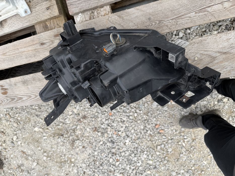 Фар Mazda CX-3 2017 год.-