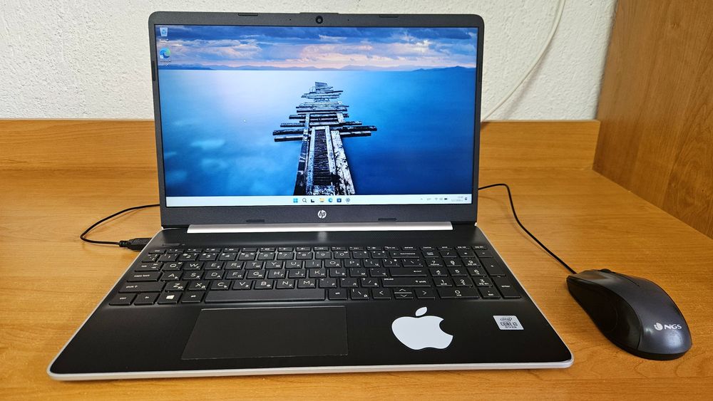 Лаптоп HP 15 инча (Intel i3, Windows11, 8GB RAM, 500GB Nvme)