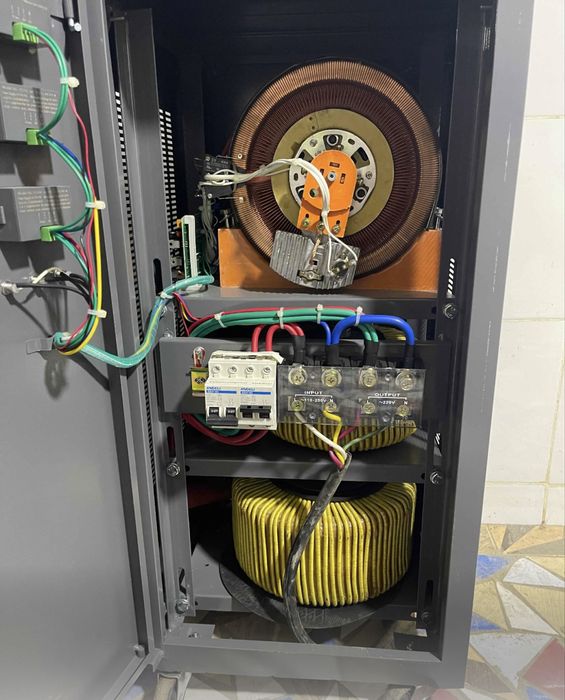 Стабилизатор Andeli – 30.000 кВА