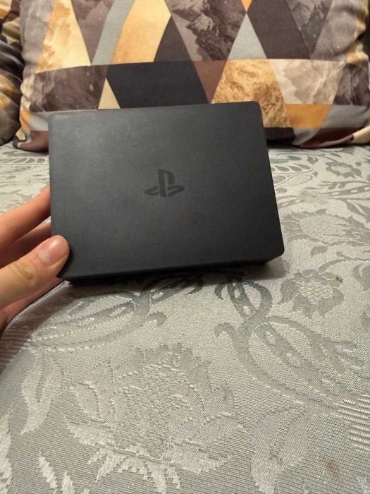 Продам VR-очки PlayStation VR (PS4)