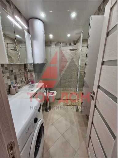 Дава се под наем Тристаен апартамент в Варна, Колхозен пазар - 80 кв.м за 510 € - Снимка #4