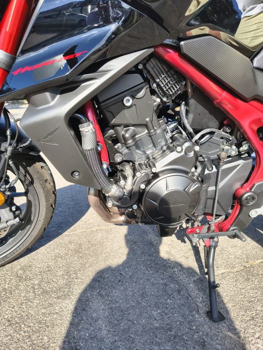 Honda Hornet 750 2024