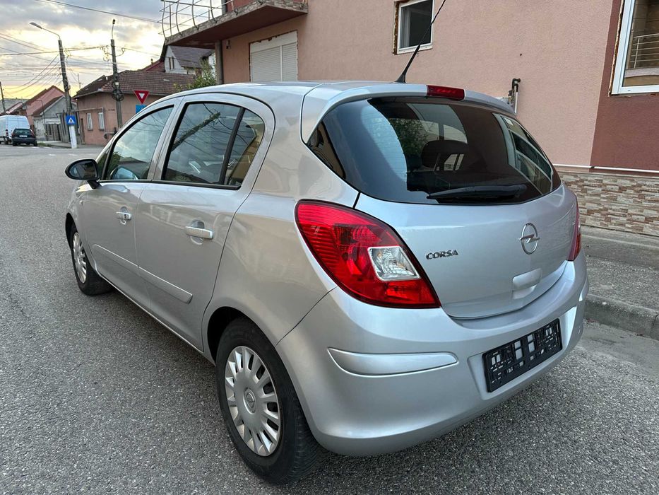 Opel corsa, 1.2 benzina, distributie pe lant