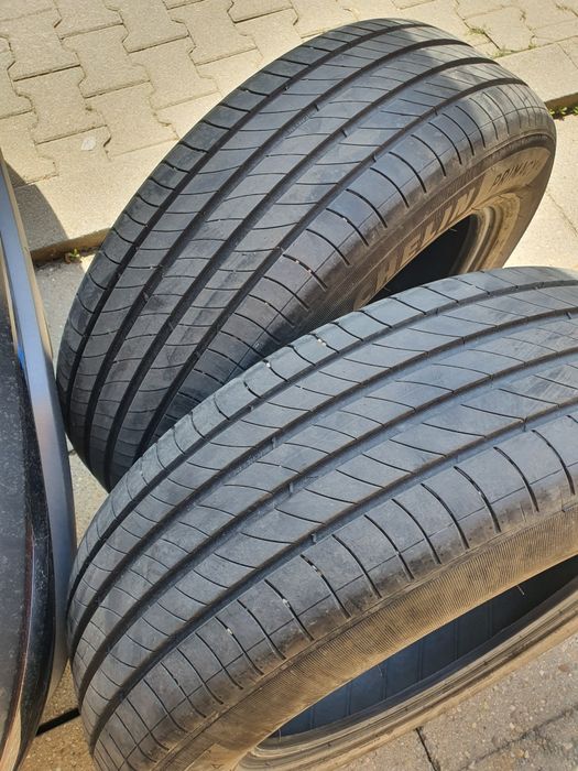 Vand 4 jante aluminiu si 2 cauciucuri Michelin