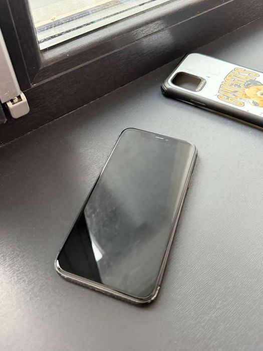 Vând iPhone 11 perfect funcțional