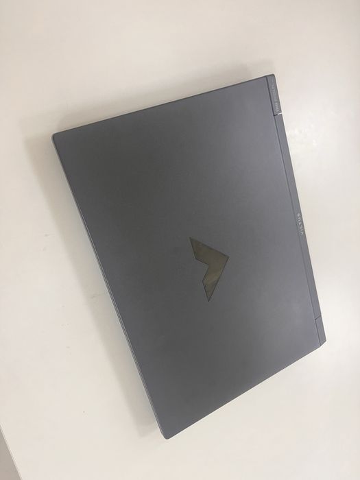 Victus. Core I 5 (14)