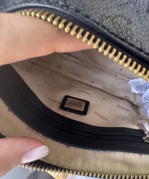 Чанта Guess NOELLE