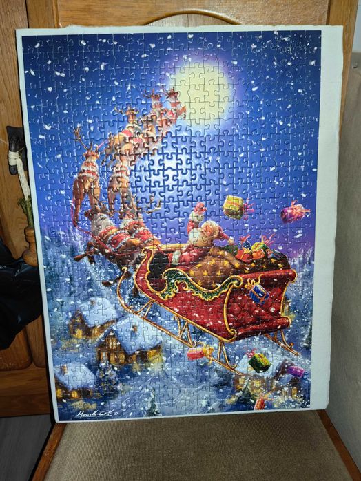 Продавам сглобен пъзел  500 части