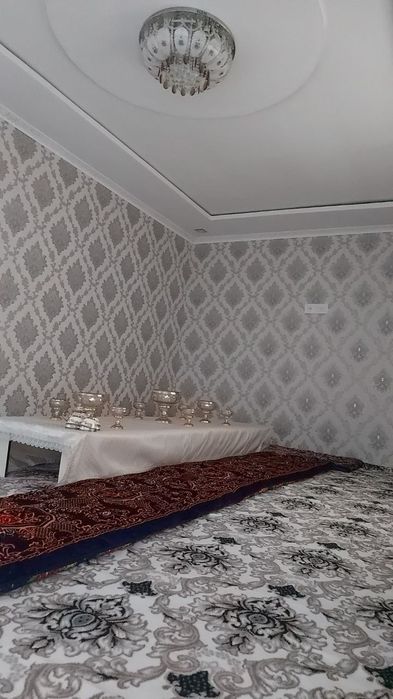 Уй сотилади: Срочно иштихонда кулай жойда жойлашган.