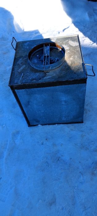 Емкость для вды и сухих смесей