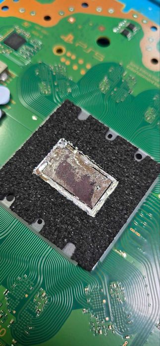 Сервиз за ремонт и профилактика PS3 PS4 PS5 Xbox PlayStation DualSense