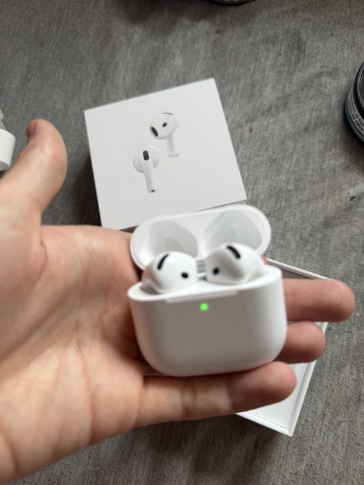 Airpods 4 anc нови