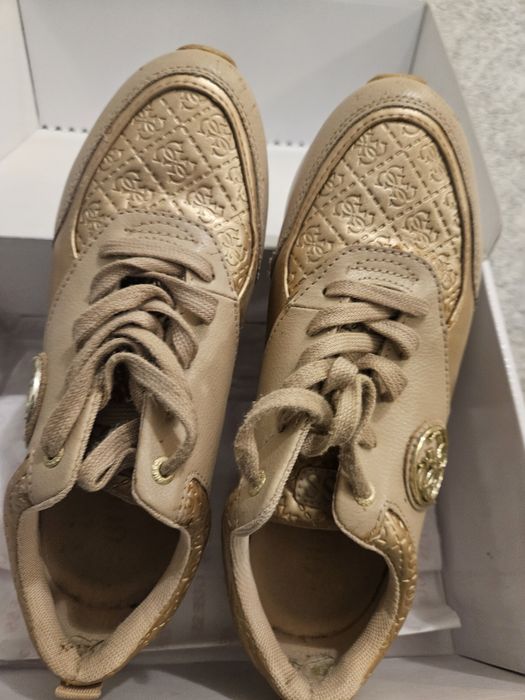 Сникърси guess 37 номер