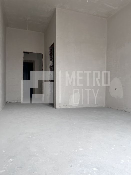 Продава се Четиристаен апартамент в София, Овча купел - 196 кв.м за 1378 €/кв.м - Снимка #2