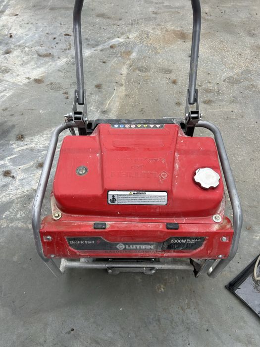 Inchirieri scule: Motosapa, Picamar, Drujba beton, Mai, Placa, Carota