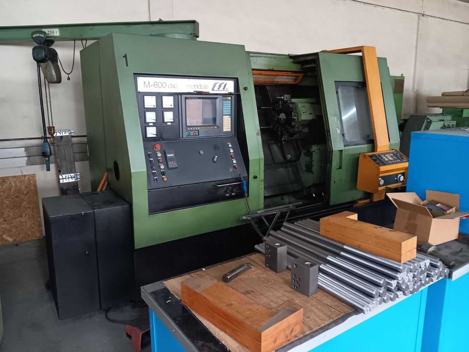 Цифров струг Mondiale M-600 CNC