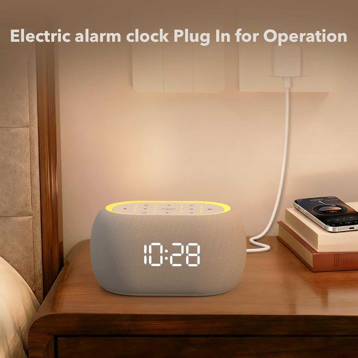 Дигитален часовник, радио, Bluetooth колонка и нощна лампа в едно