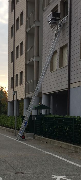 Lift/scară/platformă electrică