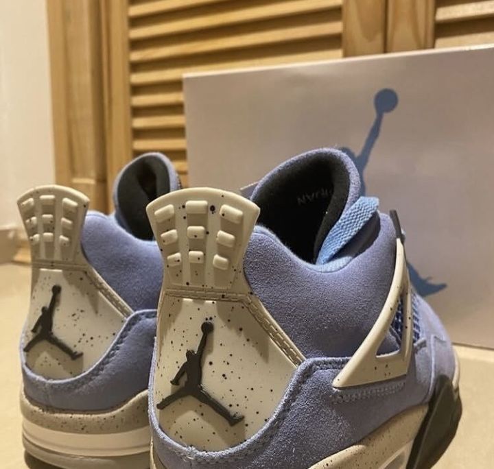 Adidașii Air Jordan 4 University Blue sunt opțiunea perfectă pentru ce