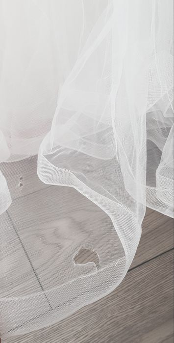 Vand rochie de mireasă pret negociabil